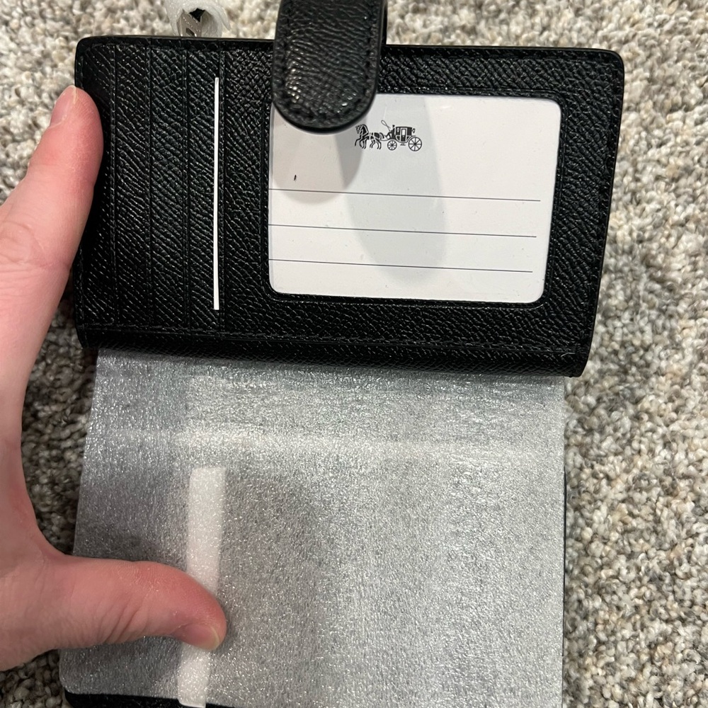 Coach Medium Corner Zip Wallet - Picture 3 of 4